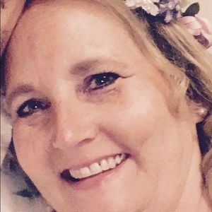 Meet your Posher, Debby